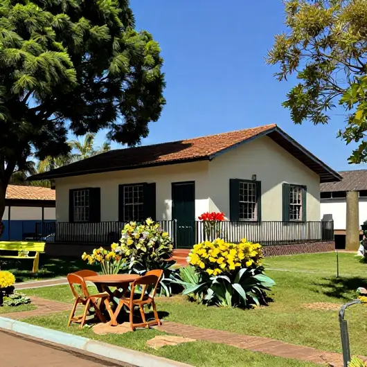 Descubra o Hostel Aconchego do Lar Descubra o Hostel Aconchego do Lar