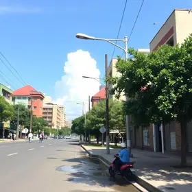 Prefeitura reforça ordenamento urbano com ações de orientação, limpeza e fiscalização em Cuiabá fiscalização e limpeza